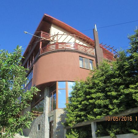 Casa Moroeni Hotel Bagian luar foto