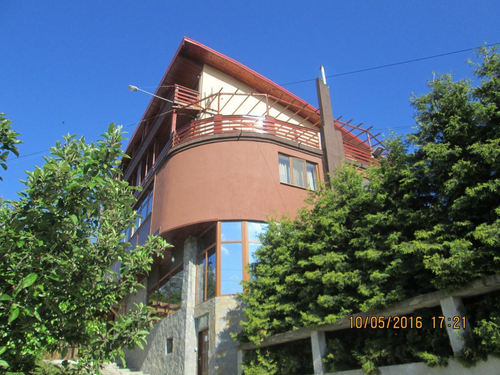 Casa Moroeni Hotel Bagian luar foto